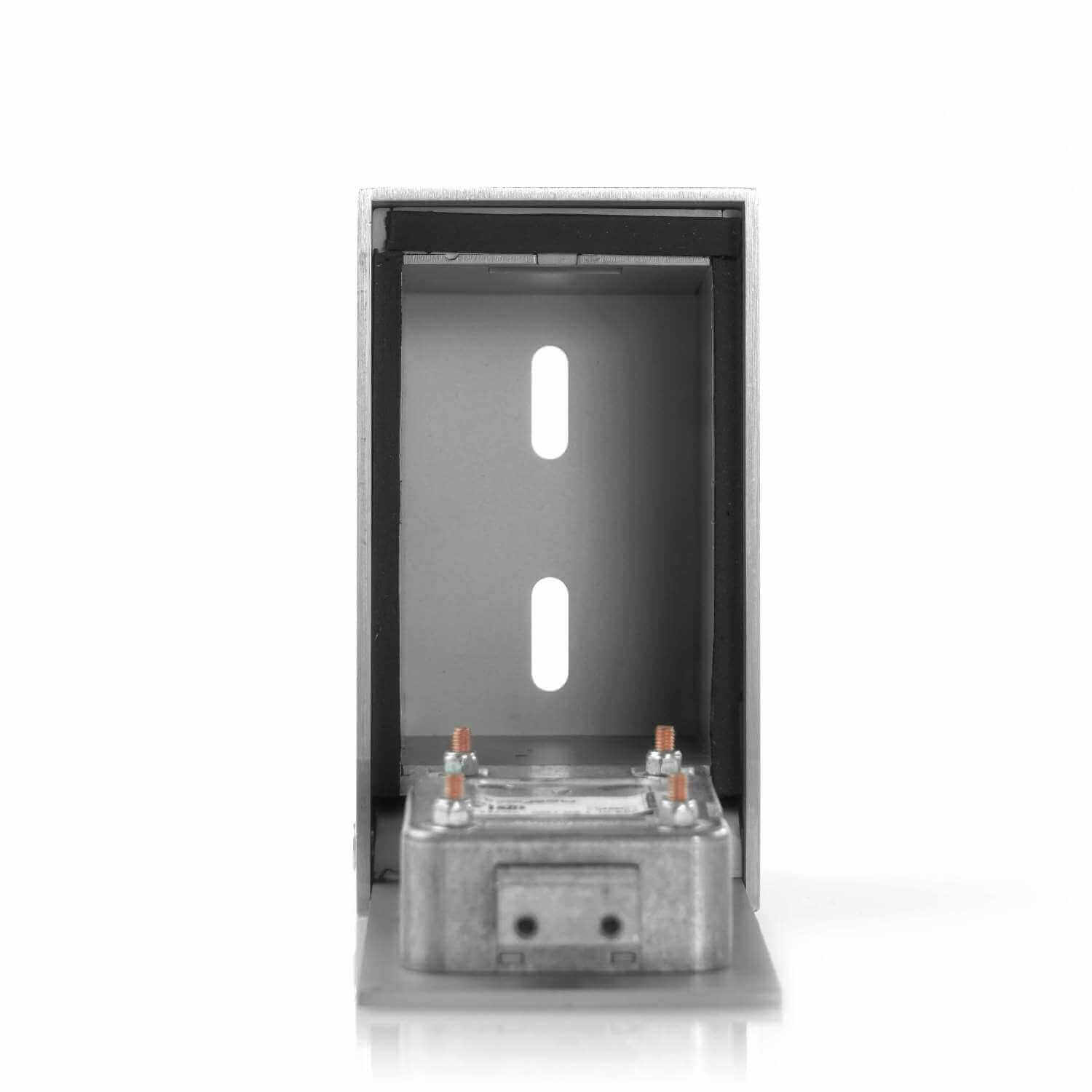 masunt_Depot_Doppelbart_328_frontal_offen_square